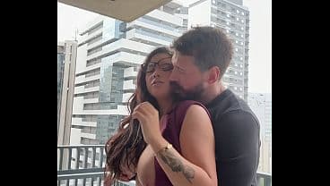 fodendo com a professora apos a aula na sacada do predio